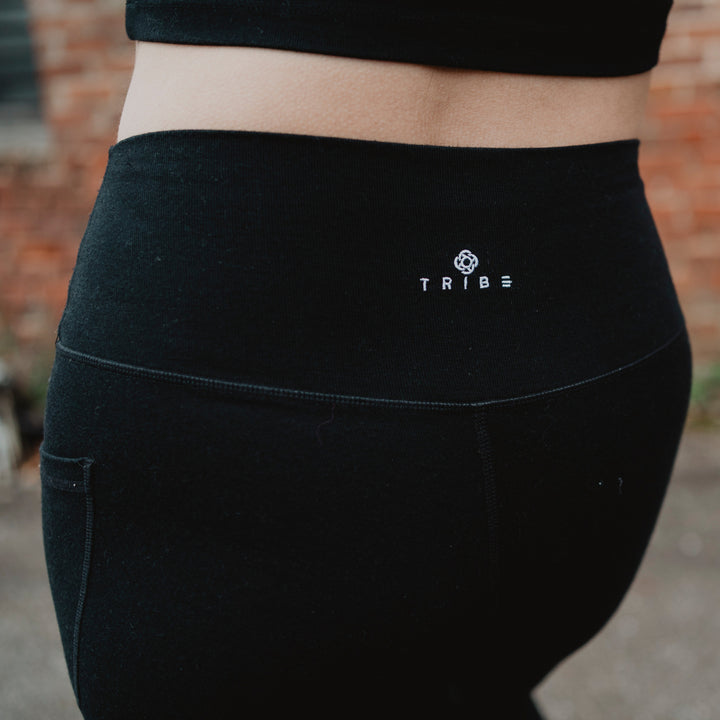 Essential Flow Leggings