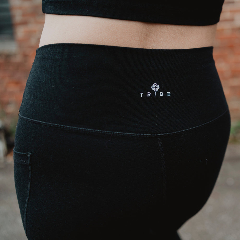 Essential Flow Leggings