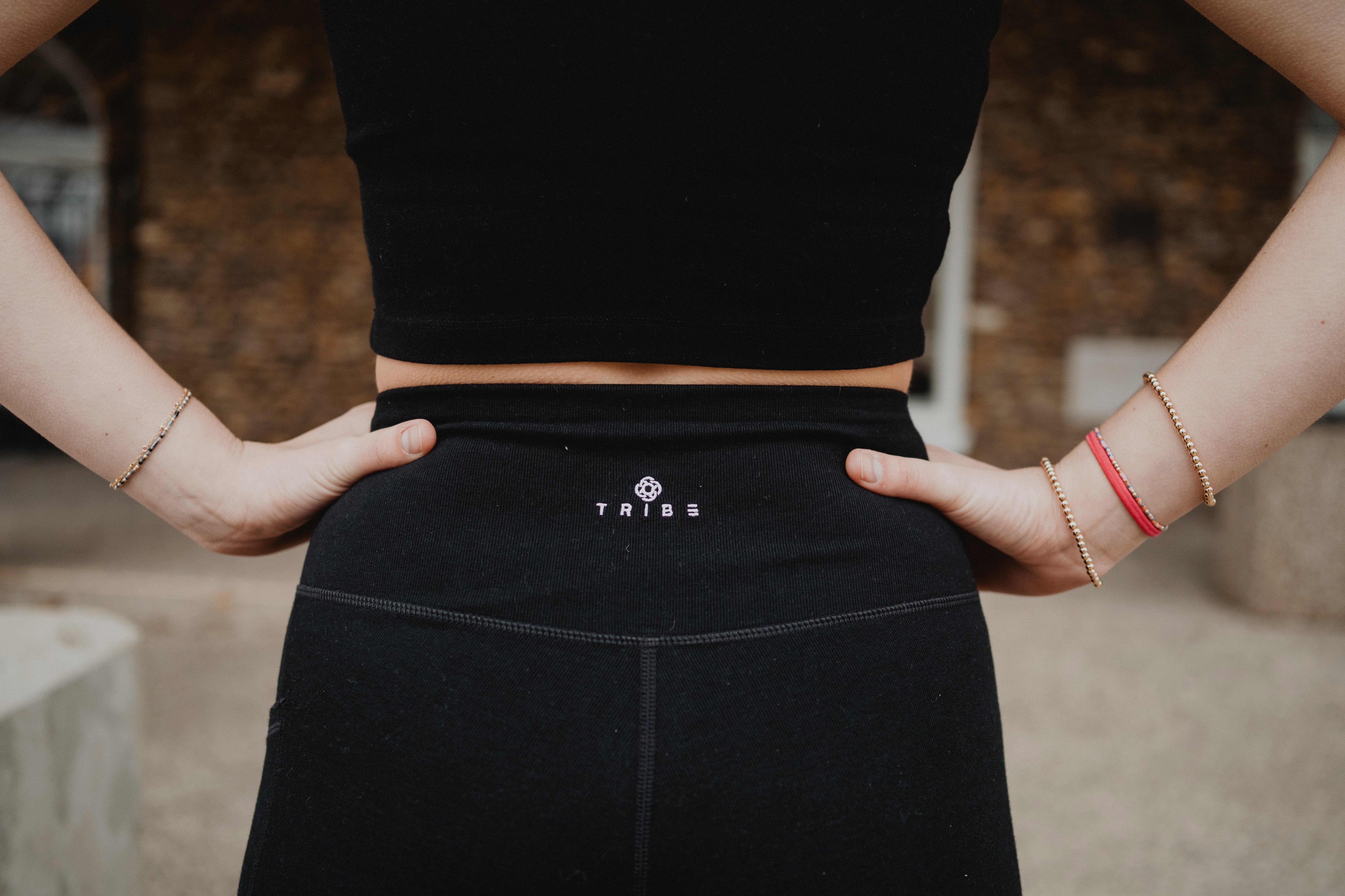 Essential Flow Leggings